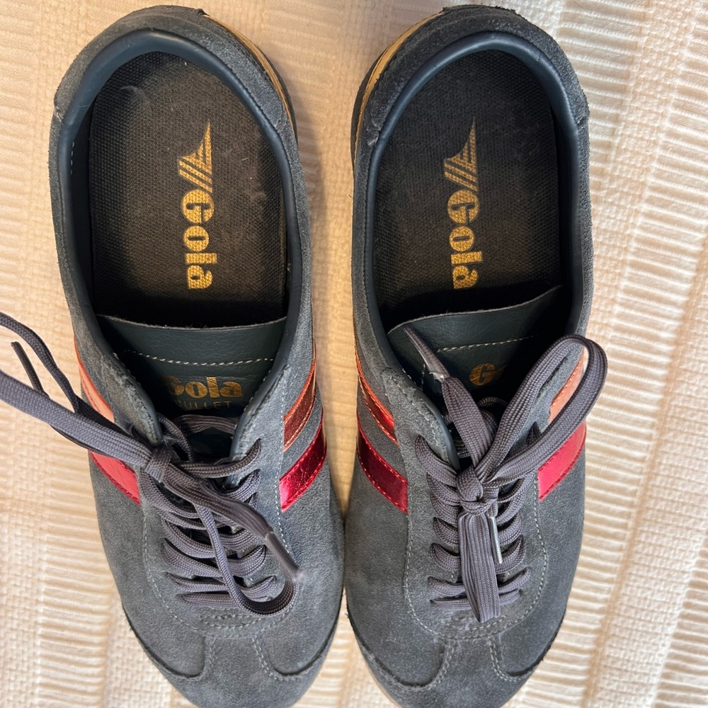 Gola Women’s Navy Sneakers with Gold, Copper and Red Metallic Stripes - Picture 7 of 9